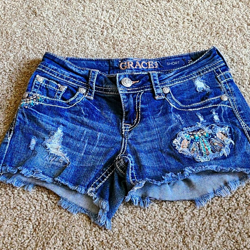 Buckle jean shorts